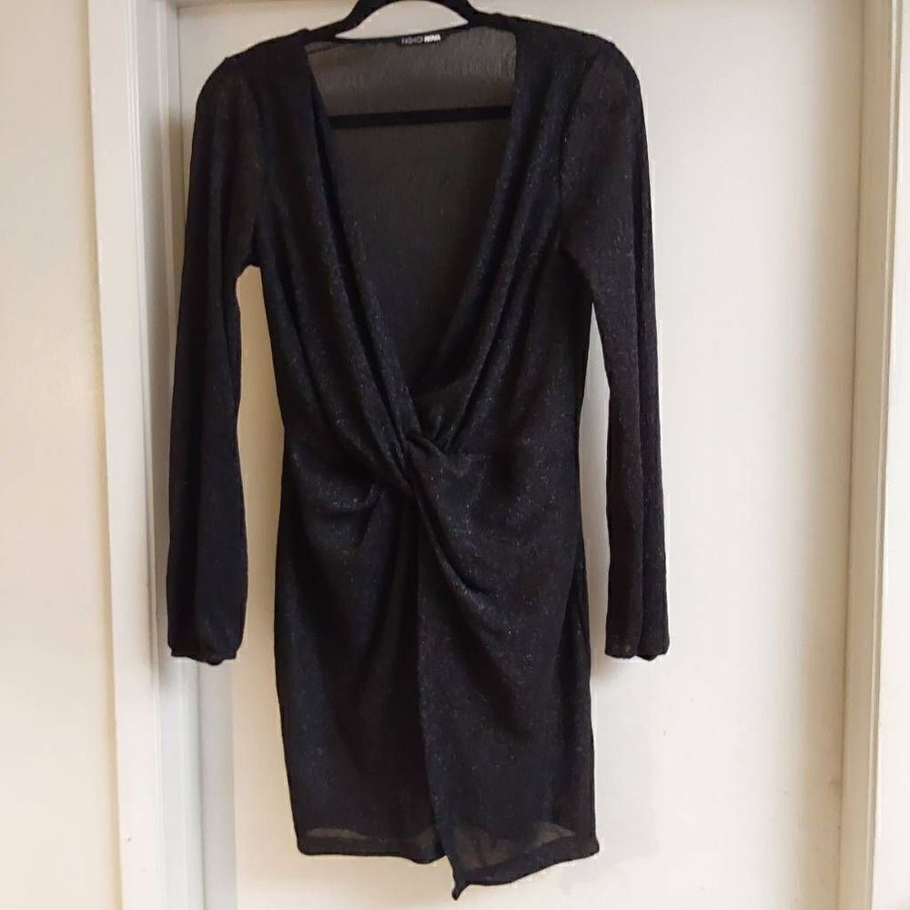 NWOT~Fashion Nova Pretty Black & Silver Shimmer Front Wrap Mini Dress Sz L